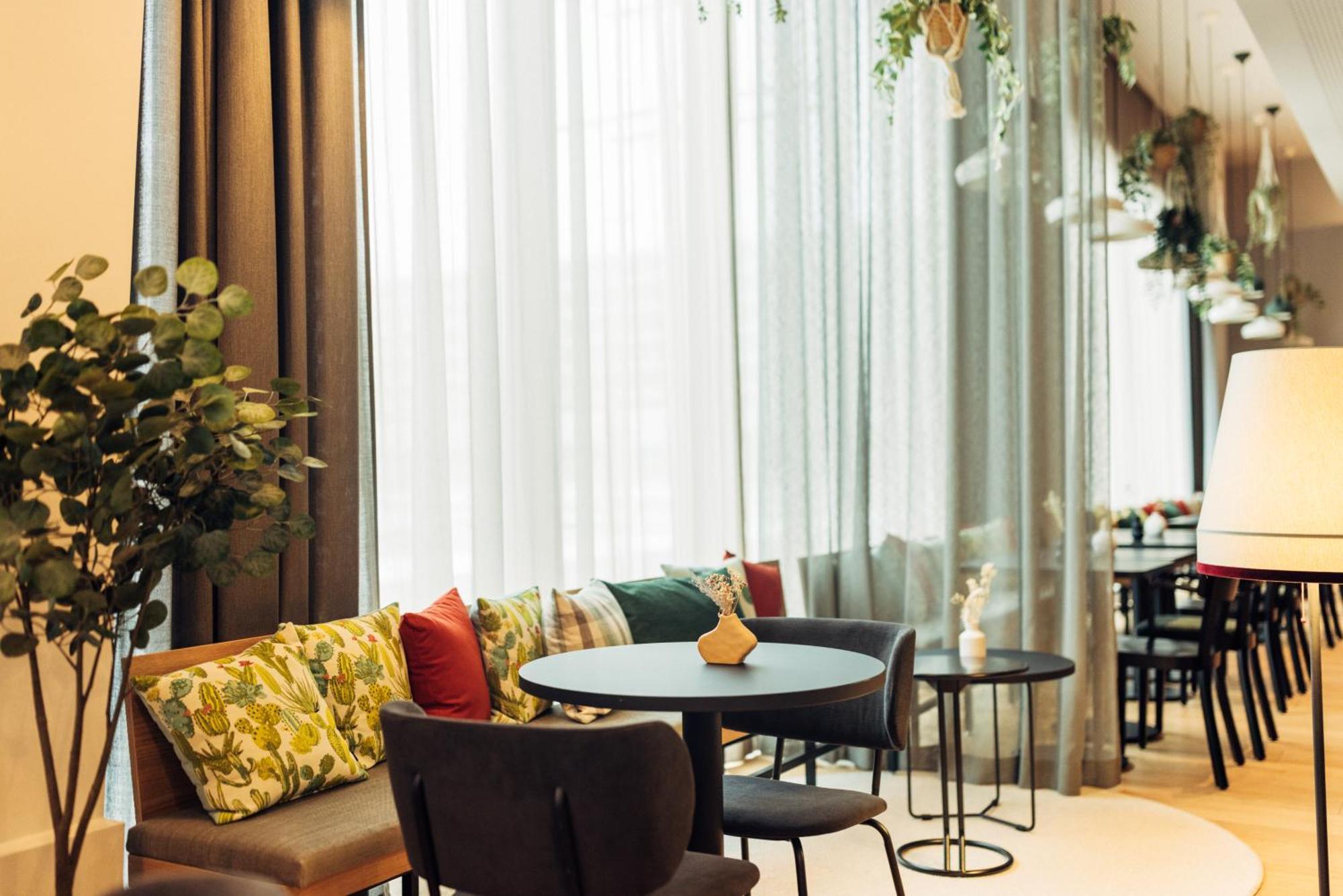 Harry'S Home Graz-Smart City Hotel & Apartments Ngoại thất bức ảnh